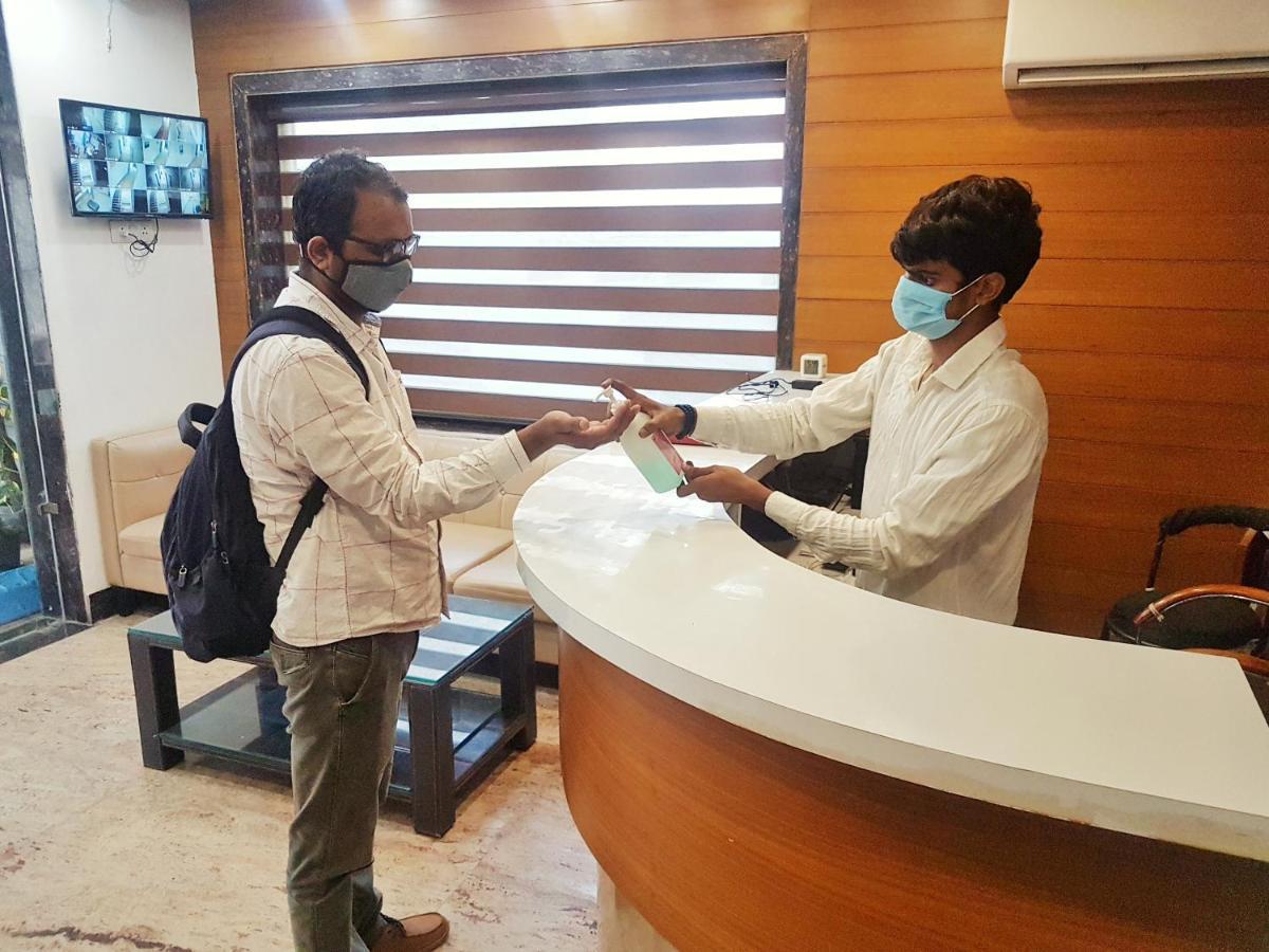 Airport Hotel Delhi Aerocity, 15 Mins Yashobhoomi Нью-Дели Экстерьер фото