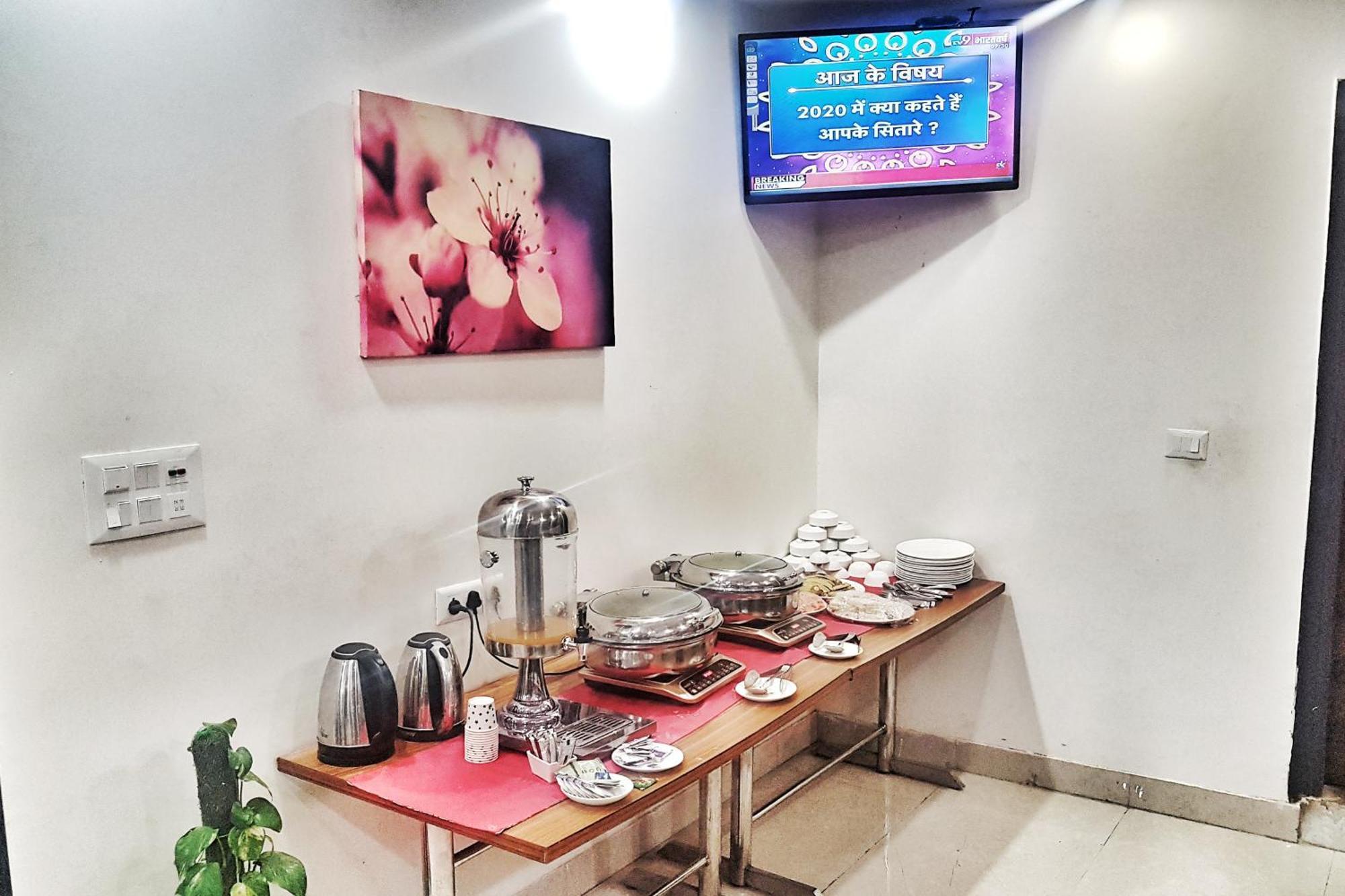 Airport Hotel Delhi Aerocity, 15 Mins Yashobhoomi Нью-Дели Экстерьер фото